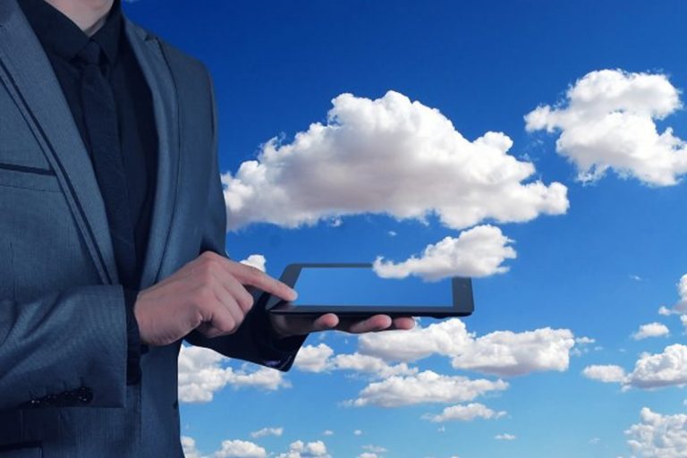 PMS cloud: perché sceglierlo e come ti fa essere più competitivo